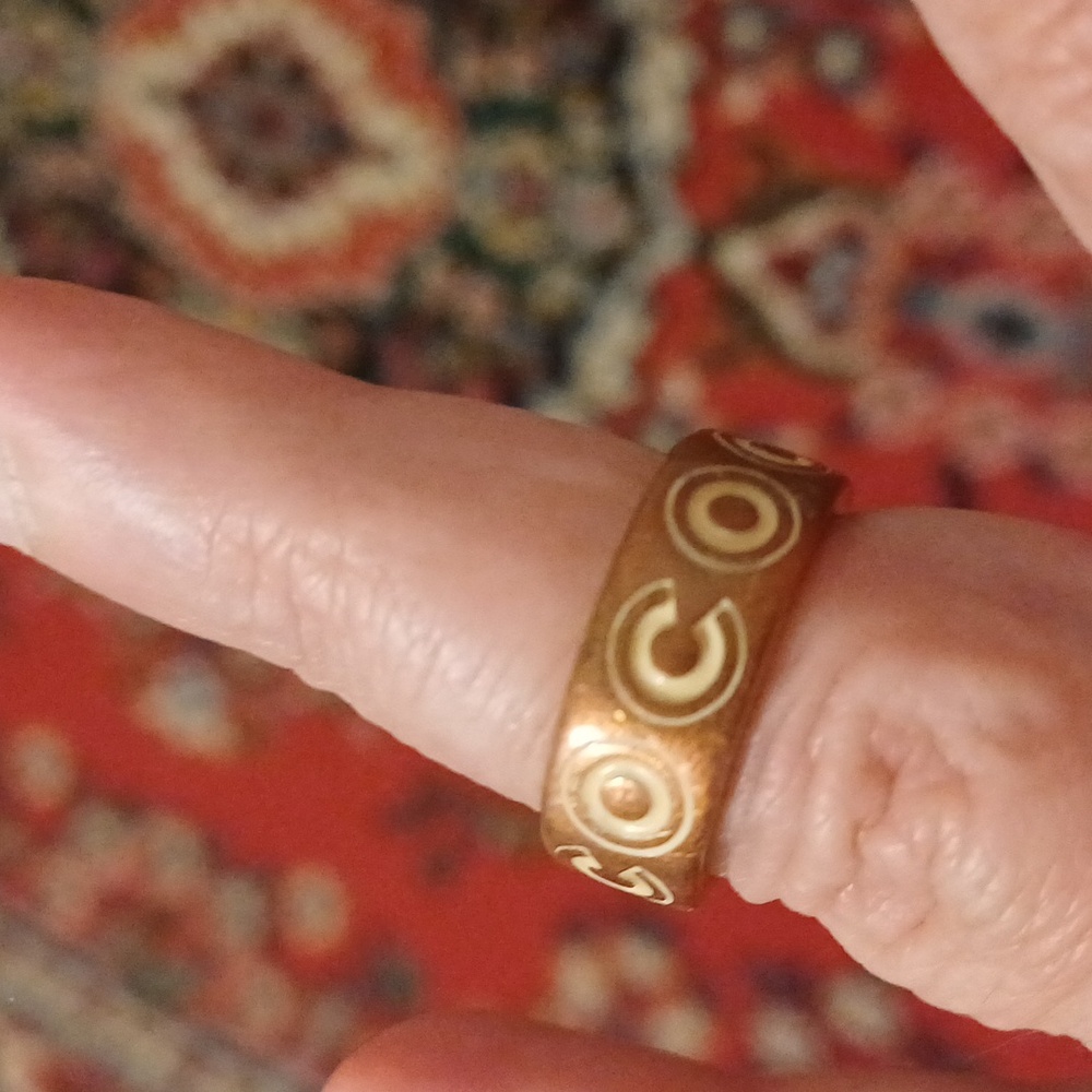 $800 Authentic CHANEL Ring Gold COCO Japan Size US 5,5 6 Made in France EUC rare - Picture 8 of 13
